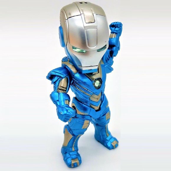 Pepper Potts Mini Action Figure - Picture 2 of 4